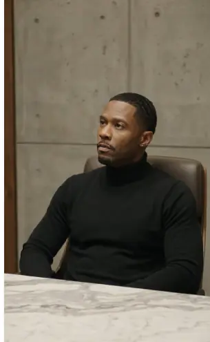 A Bailiff Ordered a Black Man Out of the Judge’s Chair — Then the Court Clerk Entered Holding the Morning Docket